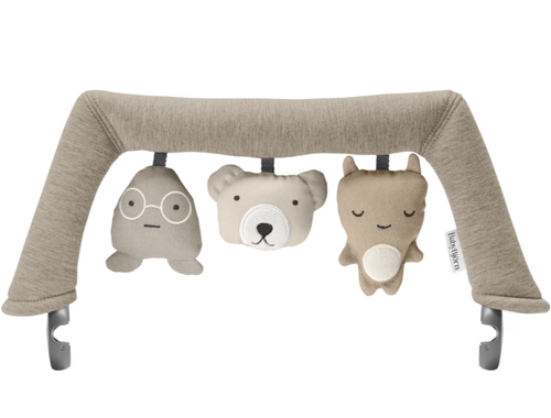 Bara de jucarii Soft Toys Neutrals pentru balansoarele BabyBjorn