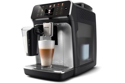 Espressor automat Philips EP5546/70 Seria 5500, 15 bari, solutie de lapte LatteGO, 20 tipuri de bauturi, Ecran tactil, Tehnologie  SilentBrew, Rasnita ceramica, Functie QuickStart (Negru/Argintiu)