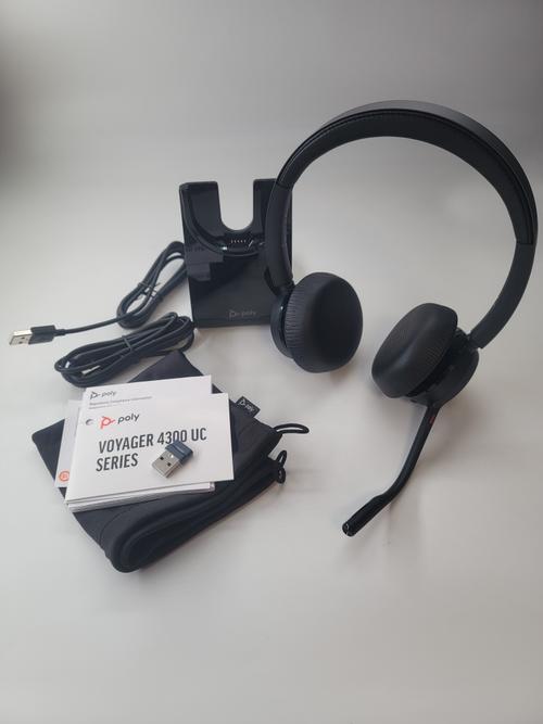 Casti Call Center Poly Voyager 4320 UC, Microfon, Wireless, USB-A + Stand de incarcare (Negru)