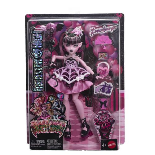 Papusa Monster High Draculaura, cu accesorii
